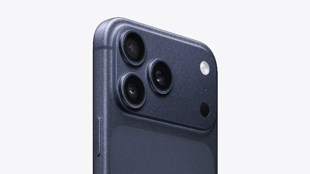 iphone-17-pro-finish-select-202509-6-9inch-deepblue_AV3.webp